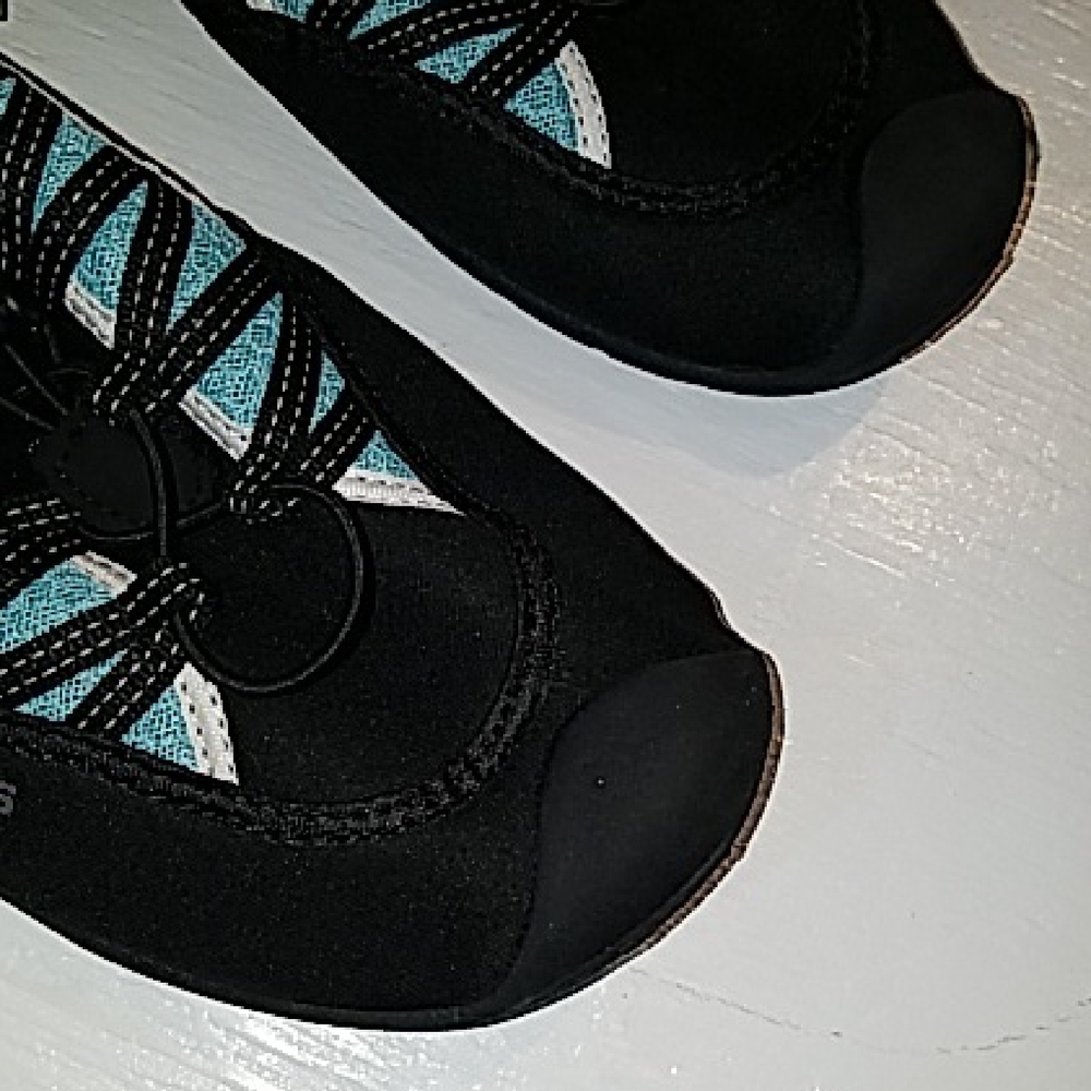 Body Glove Black and Blue Water Shoes - Picture 5 of 7